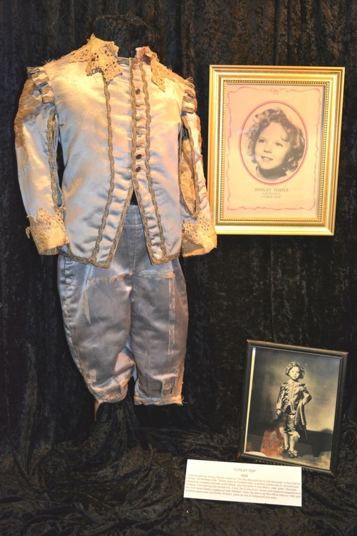 Shirley Temple's costume from â€�"Curly Topâ€ at 