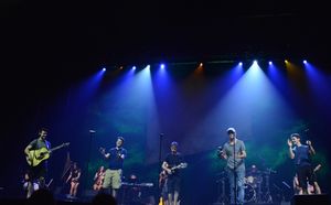 Emmet Cahill, Ryan Kelly Neil Byrne, Damian McGinty and Michael O'Dwyer @ BroadwayWorld Emmet Cahill, Ryan Kelly Neil Byrne, Damian McGinty and Michael O'Dwyer Photo