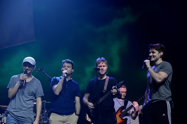 Photo Coverage: Celtic Thunder from Soundcheck to Post Show — photo 19 of 48