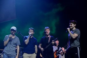 Damian McGinty, Ryan Kelly, Neil Byrne and Emmet Cahill @ BroadwayWorld Damian McGinty, Ryan Kelly, Neil Byrne and Emmet Cahill Photo