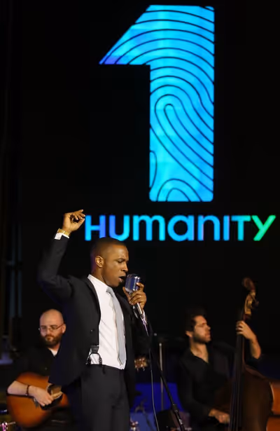 Leslie Odom Jr. Photo
