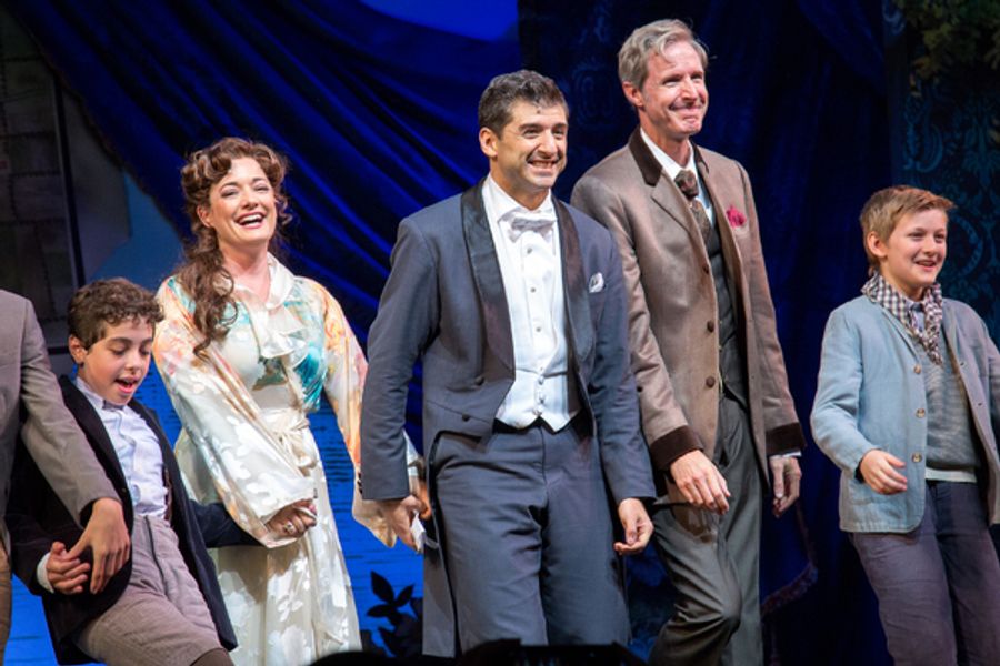 Photo Coverage: FINDING NEVERLAND Takes Final Bows Before Flying Away on Tour! Image