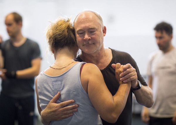 Ewan Stewart and Imogen Stubbs Photo