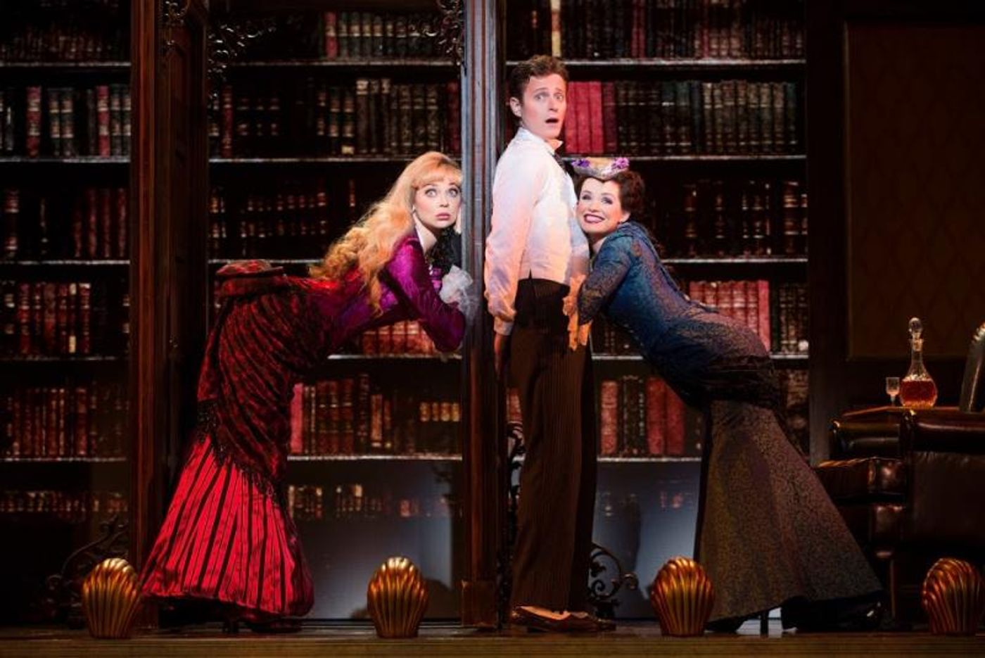Review: A GENTLEMAN'S GUIDE TO LOVE AND MURDER at Winspear Opera House  Image