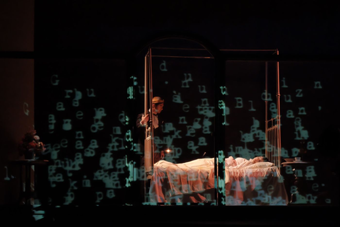 Review: BUNGA PENUTUP ABAD at Jakarta Art Building Image