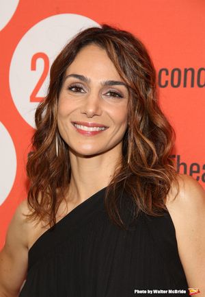 Annie Parisse Photo