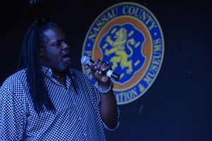 Roosevelt Andre Credit @ BroadwayWorld Roosevelt Andre Credit Photo