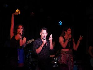 Kurtis Simmons with Nicci Claspell and Jordan Kai Burnett @ BroadwayWorld Kurtis Simmons with Nicci Claspell and Jordan Kai Burnett Photo