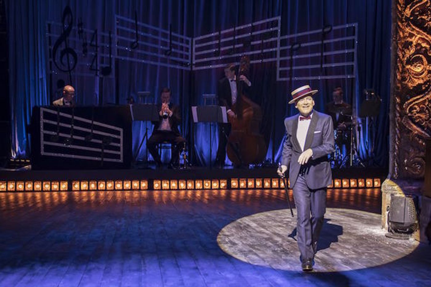 Photo Flash: Kenneth Branagh Opens In THE ENTERTAINER  Image