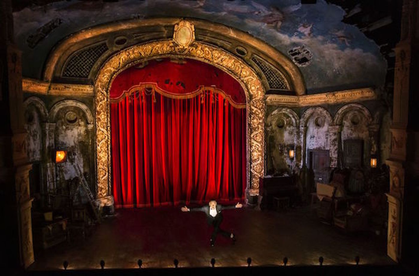 Photo Flash: Kenneth Branagh Opens In THE ENTERTAINER  Image