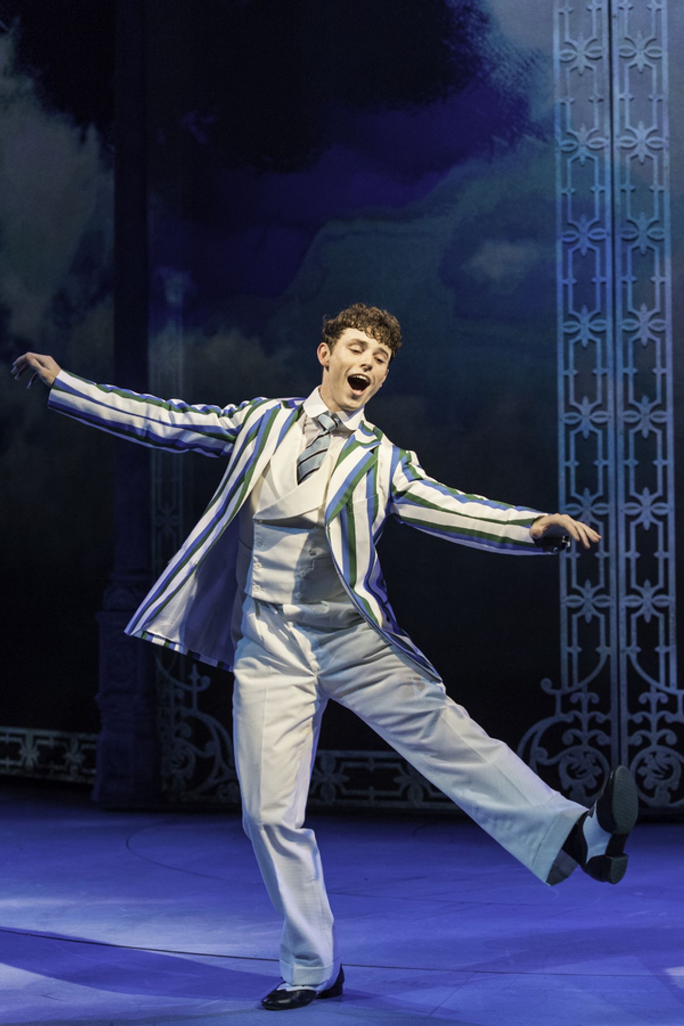 Photo Flash: First Look at Chichester's HALF A SIXPENCE, Heading to the West End!  Image