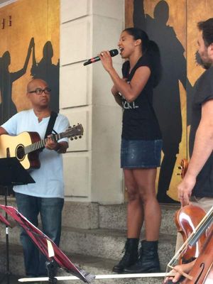 Renee Elise Goldsberry Photo