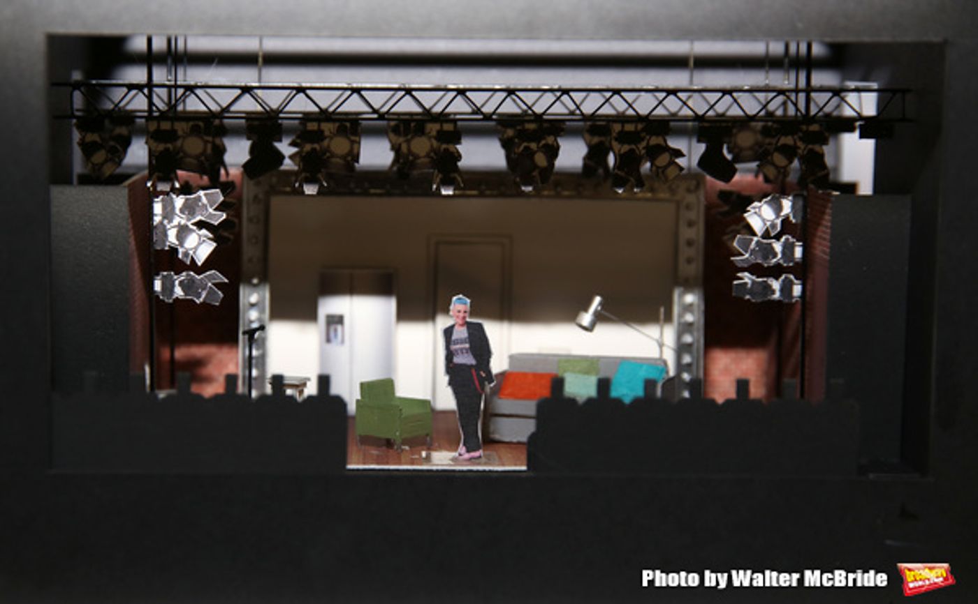 Photo Coverage: Lisa Lampanelli & the Company of STUFFED Meets the Press!  Image