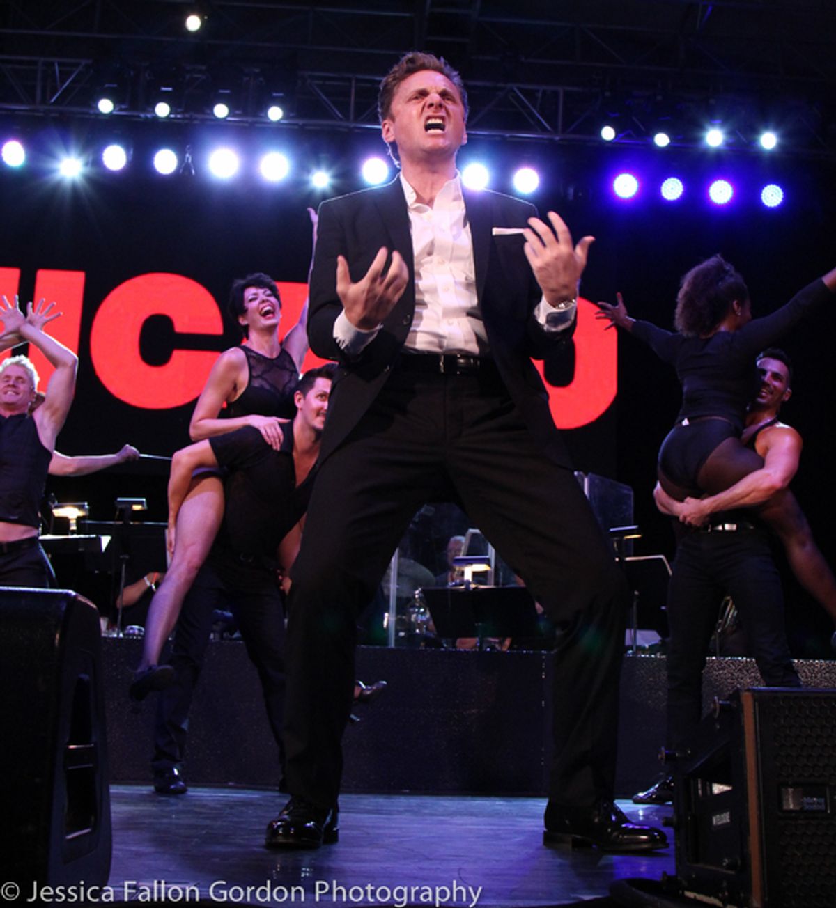 Jason Danieley and the cast of Chicago at 
