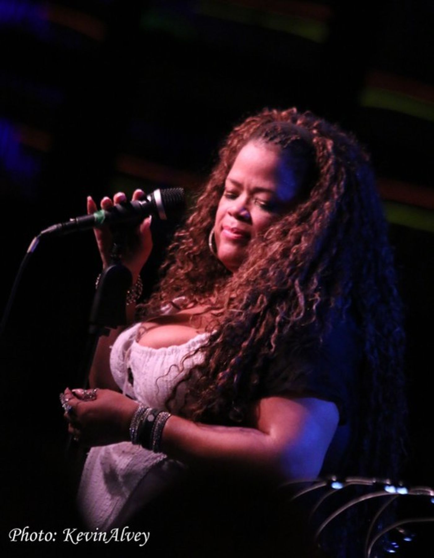 Photo Flash: Natalie Douglas Sings Stevie Wonder & Stevie Nicks at Birdland  Image