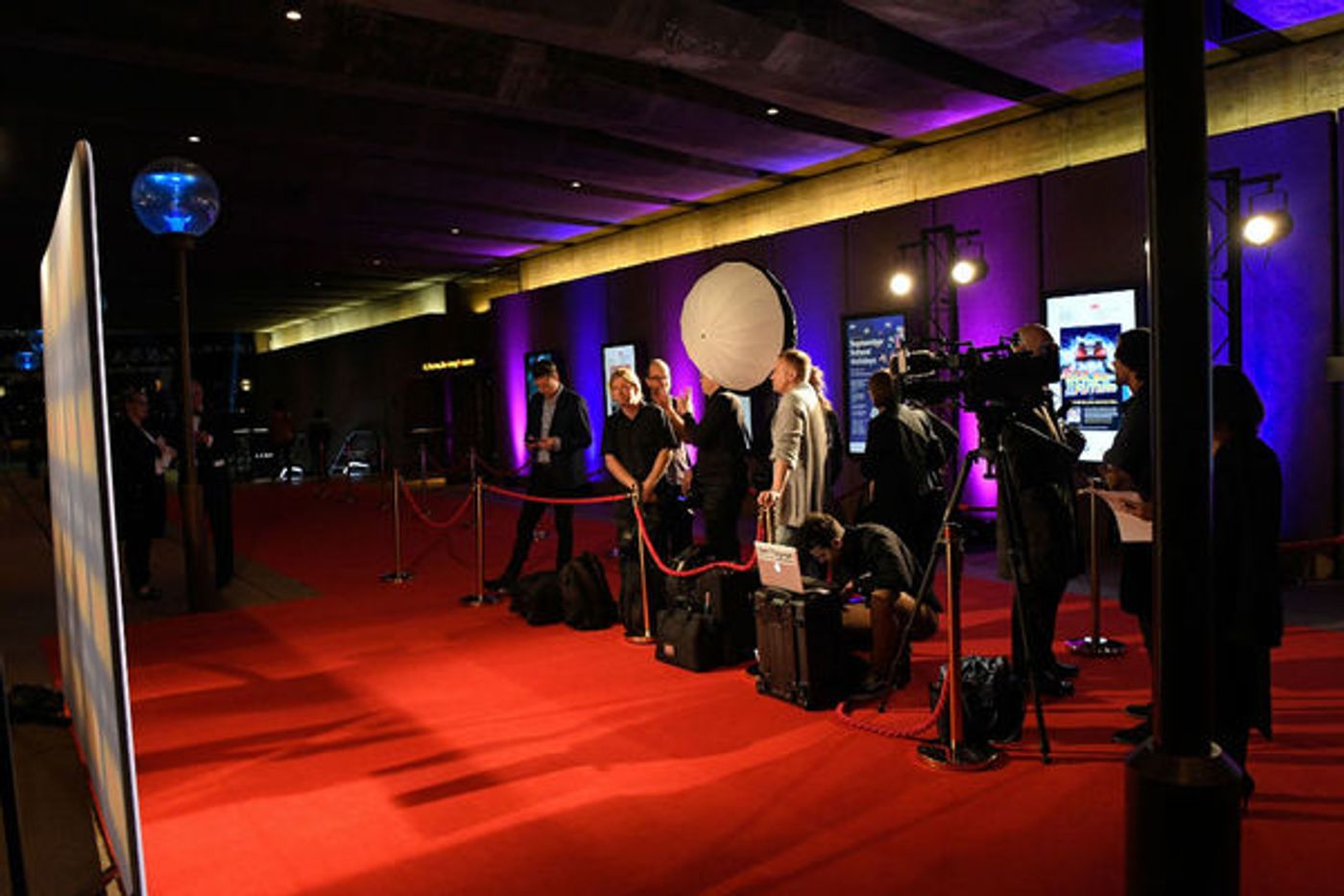 Photo Flash: More Opening Night Photos of Julie Andrews-Helmed MY FAIR LADY in Sydney  Image