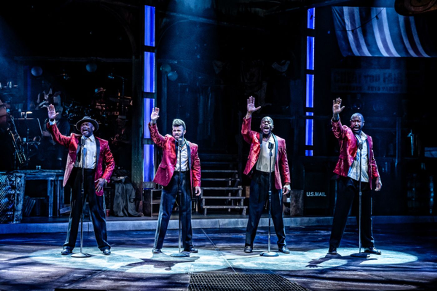 Photo Flash: First Look at SMOKEY JOE'S CAFE at Drury Lane Theatre  Image