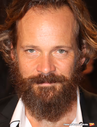 Peter Sarsgaard  Photo