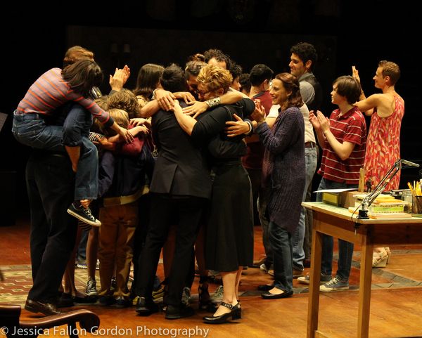 Photo Coverage: FUN HOME Closes on Broadway with Emotional Final Curtain Call — photo 35 of 38