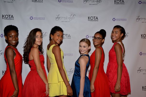 Kalli Donald, Raquel Wallace, Nicole Wildy, Brooke Cheek, Sumaua Bouhbal and Madison  Photo