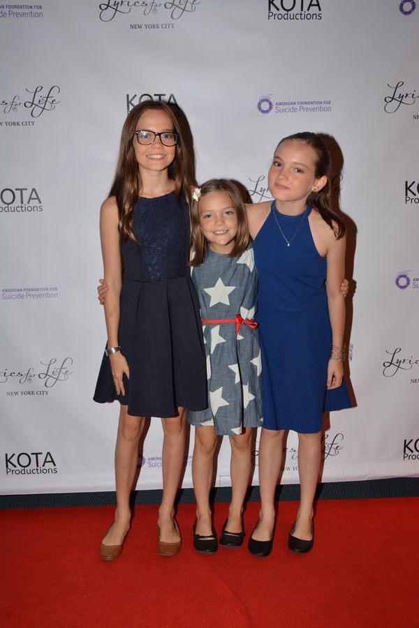 Oona Laurence, Jete Laurence and Aimee Laurence Photo