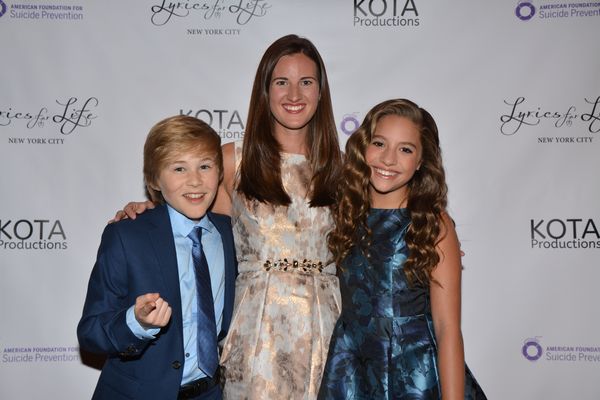 Casey Simpson, Laura Luc and Mackenzie Ziegler Photo