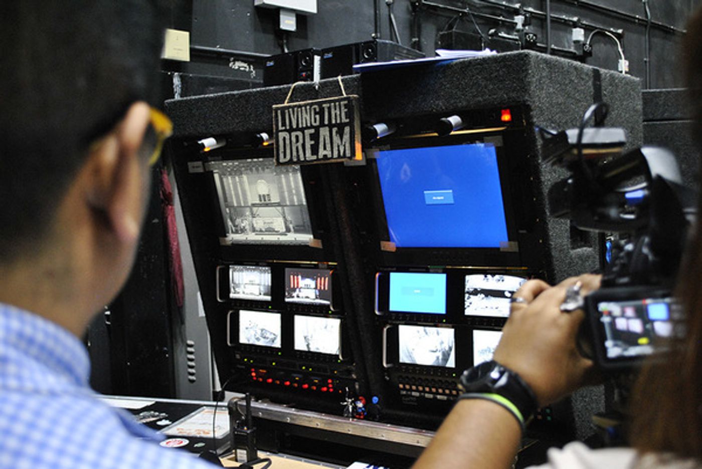 Photo Coverage: BLUE MAN GROUP Finally Arrives in Manila Along With Odd Musical Instruments, Inflatable Balloons Photo Coverage: BLUE MAN GROUP Finally Arrives in Manila Along With Odd Musical Instruments, Inflatable Balloons Image