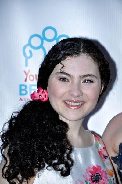 Lilla Crawford Photo