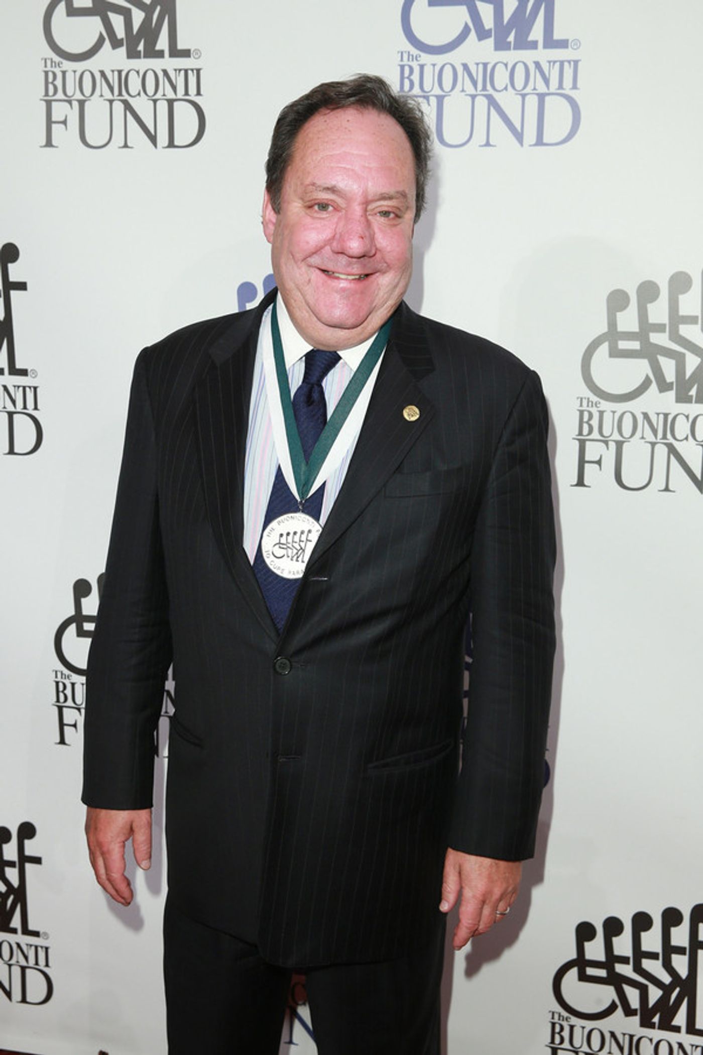 Photo Flash: James L. Nederlander and ON YOUR FEET! Cast, Creatives Attend 2016 Great Sports Legends Dinner Image