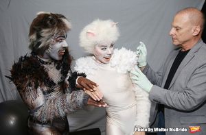 Sharrod Williams and Georgina Pazcoguin with Dr. Barry Kohn makes â€"house calls,†visiting 'Cats' cast members Sharrod Williams and Georgina Pazcoguin with Dr. Barry Kohn @ BroadwayWorld Sharrod Williams and Georgina Pazcoguin with Dr. Barry Kohn makes â€"house calls, Photo