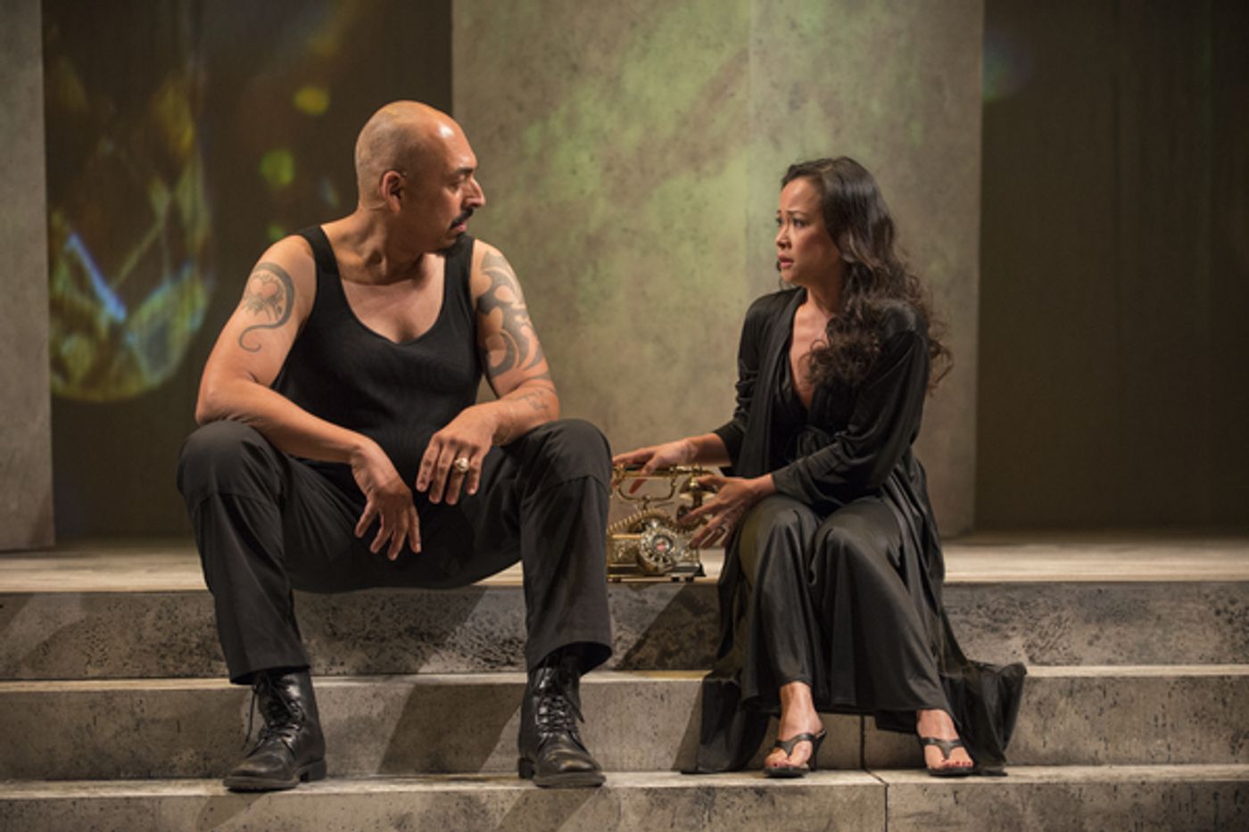 Photo Flash: A Sneak Peek at JULIUS CAESAR y The Writers' Theater.  Image
