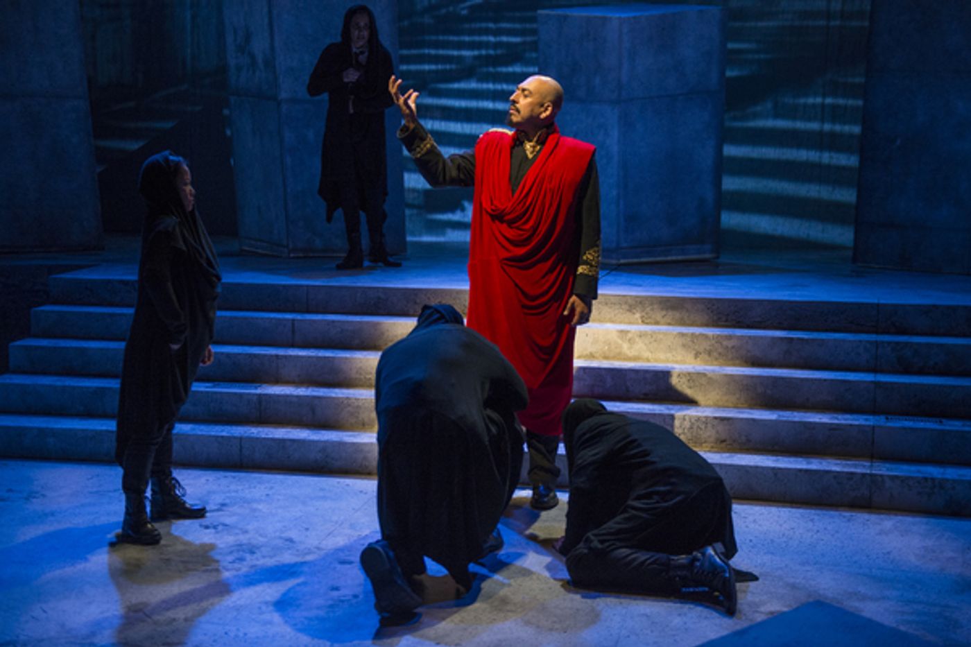 Photo Flash: A Sneak Peek at JULIUS CAESAR y The Writers' Theater.  Image