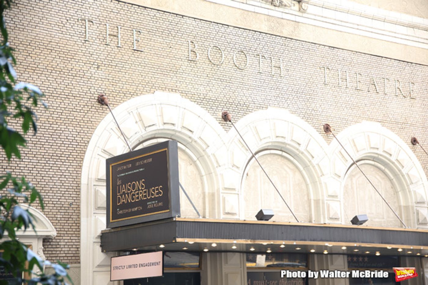 Up on the Marquee: LES LIAISONS DANGEREUSES  Image