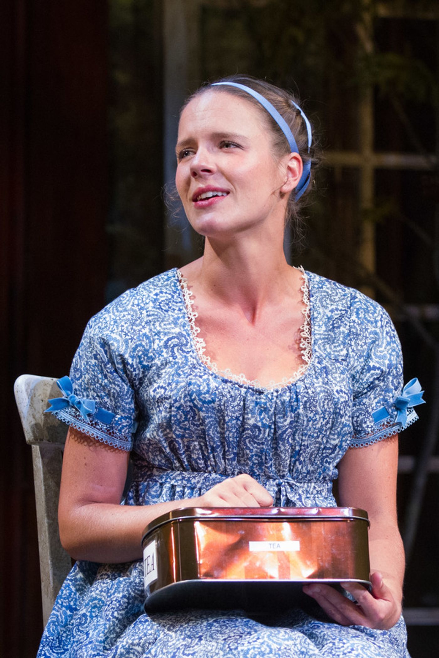 Photo Flash: First Look at Maggie McDowell, Erin Weaver and More in Folger Theatre's SENSE & SENSIBILITY  Image