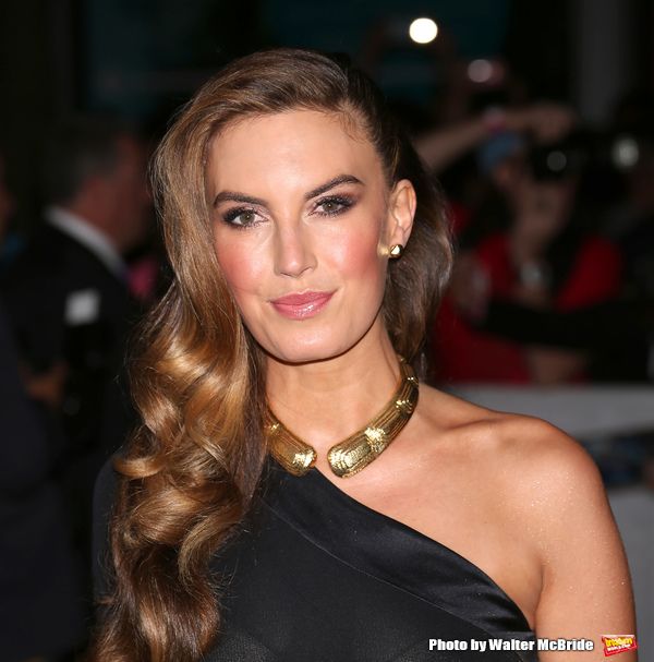 Elizabeth Chambers  Photo