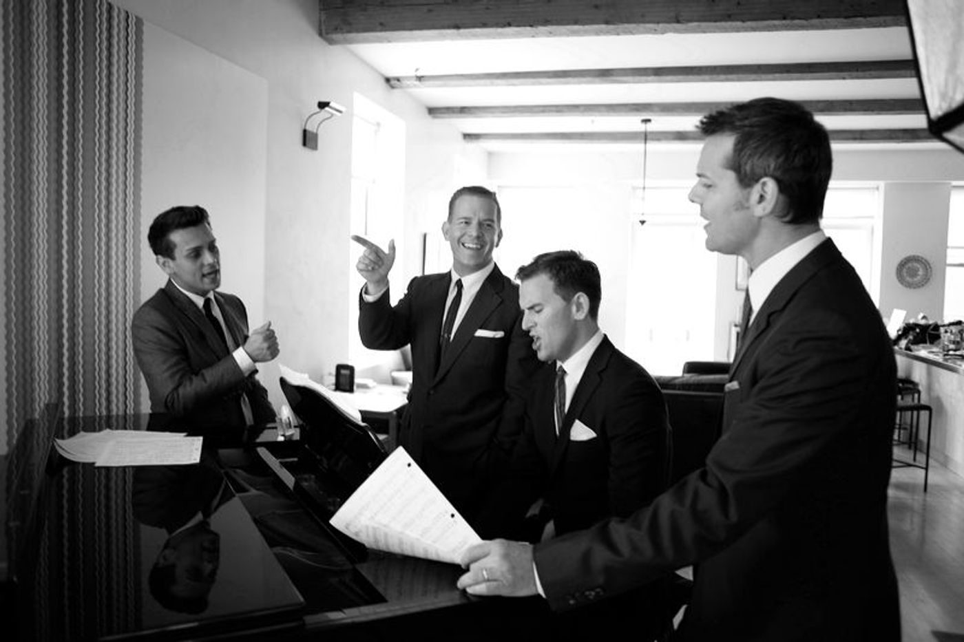 Interview: Tony Winner Christian Hoff of THE MIDTOWN MEN Talks Bringing 1960s Music To A Wider Audience  Image