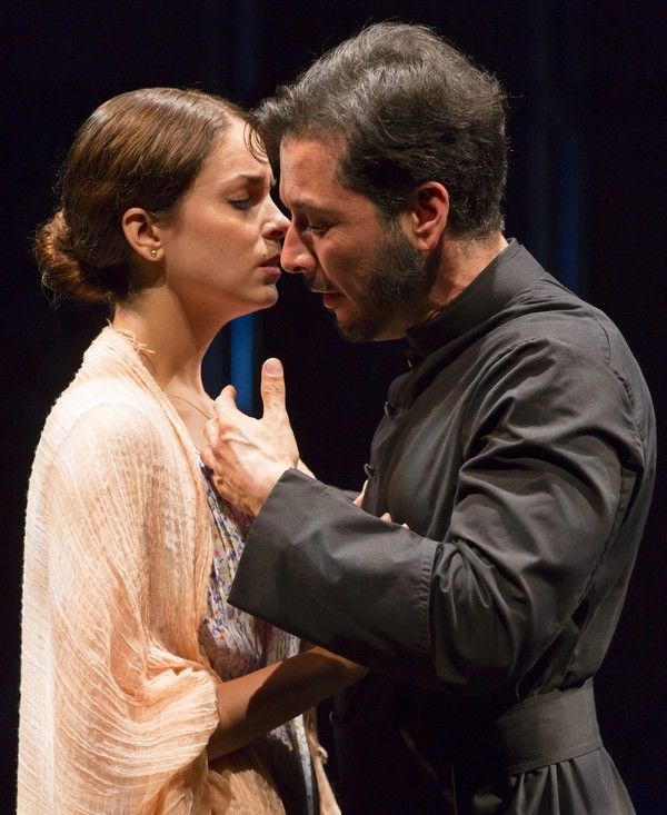 Hannia Guillen and Raul Mendez Photo