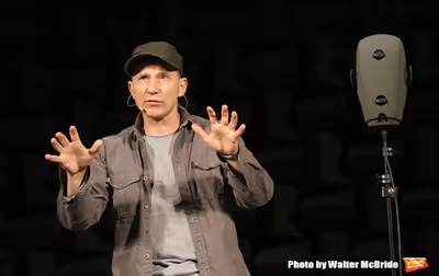  Simon McBurney Photo