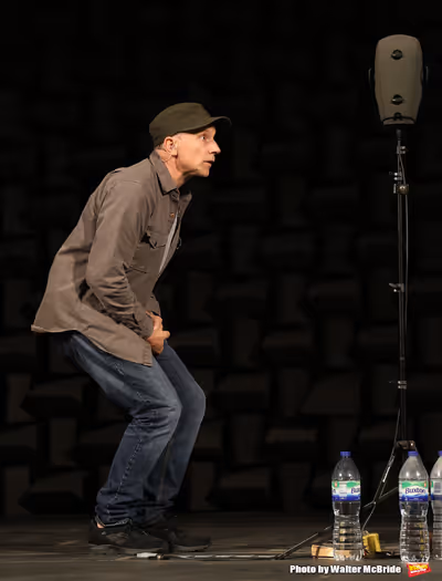  Simon McBurney  Photo