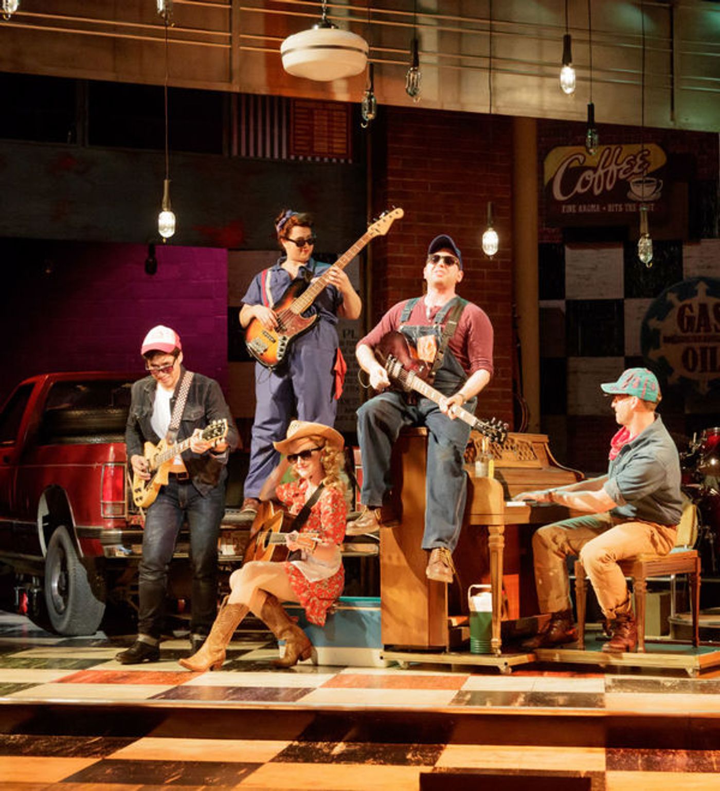 Photo Flash: First Look at Levi Kreis and More in Village Theatre's PUMP BOYS AND DINETTES  Image