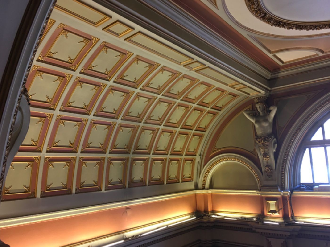 PHOTOBLOG: Behind The Scenes At Glasgow's King's Theatre Image