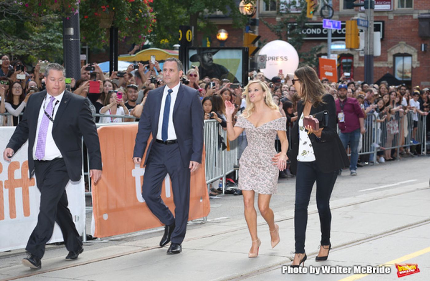 Photo Coverage: Jennifer Hudson & More Attend TIFF: SING Red Carpet Premiere Image