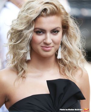 Tori Kelly  Photo