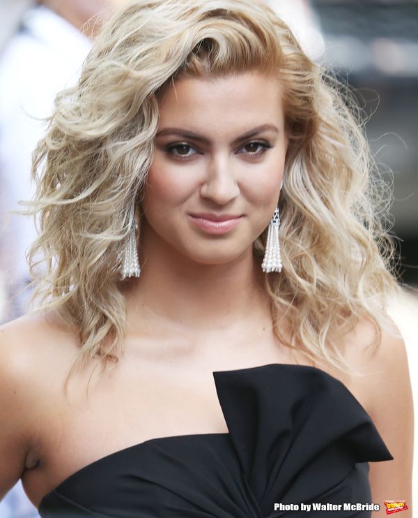 Tori Kelly  Photo