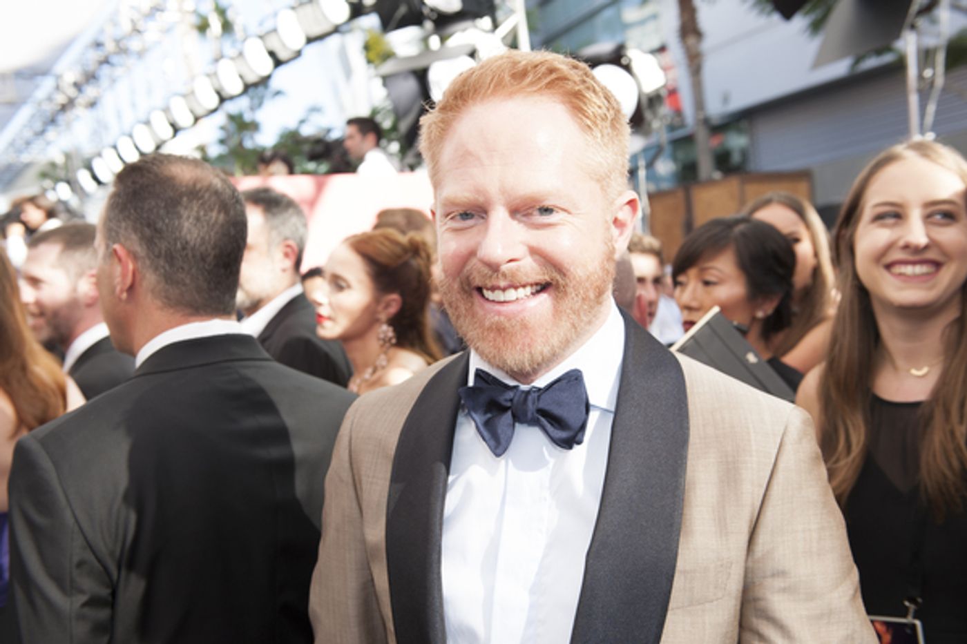 Photo Flash: 68th Annual Emmy Award Red Carpet Photo Coverage  Image