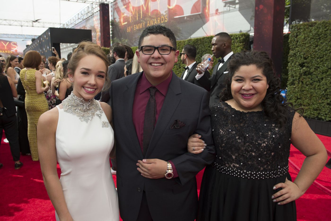 Photo Flash: 68th Annual Emmy Award Red Carpet Photo Coverage  Image