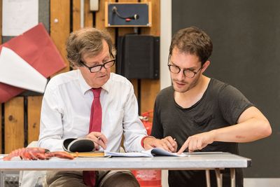 DAVID HARE and ROBERT ICKE Photo