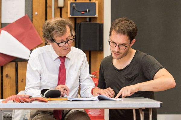 DAVID HARE and ROBERT ICKE Photo