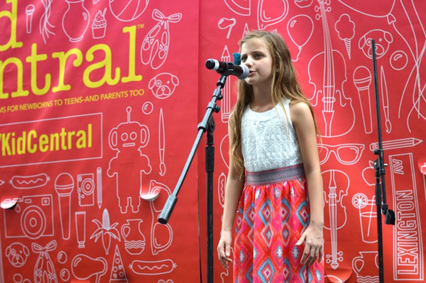 Photo Flash: Cabaret for a Cause Performs at This Year's 92Y Street Festival  Image