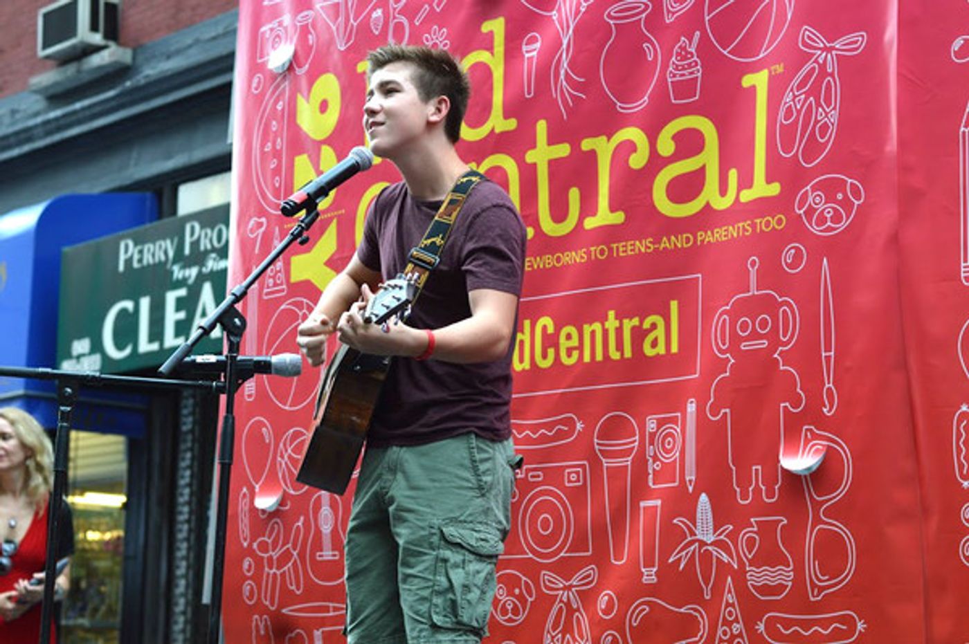 Photo Flash: Cabaret for a Cause Performs at This Year's 92Y Street Festival  Image